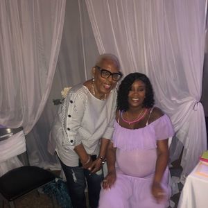 Meet your Posher, Pearlie